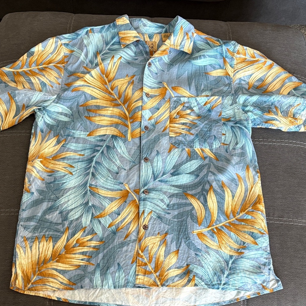 Jos. A. Bank 100% silk Blue and Yellow Leaf Print Shirt. M